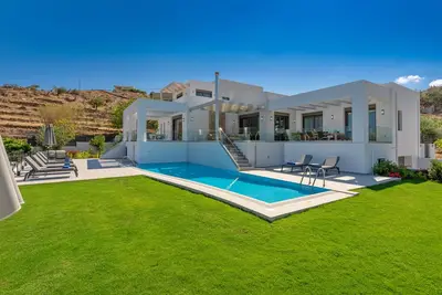 Image de Villa Eolia! Luxueux! À distance de marche de la plage et des commerces! Sans voiture