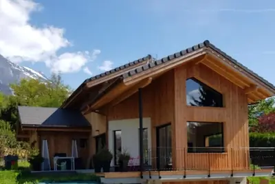 Image de Chalet contemporain 200 m2 neuf pour 8 personnes A Passy Mont-Blanc