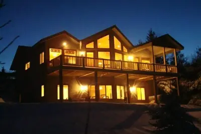 Aspen Memories - Vues superbes sur la montagne, bain à remous, table de billard, très bien situé!