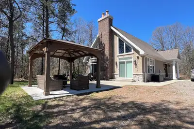 Image de Retraite privée - Maison isolée à Necedah près du golf, des lacs et des attractions