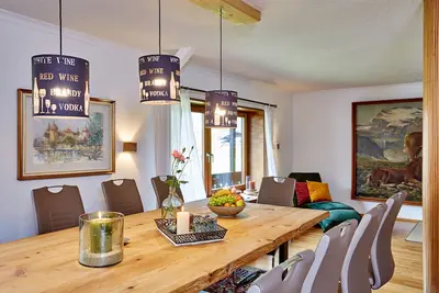 Image de La Villa Villa jusqu'à 12 personnes, avec un espace de vie 480qm et 2000 m² de jardin