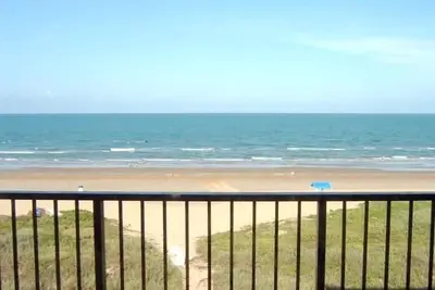 Image de 2br / 2ba Condo sur la plage avec vue sur la plage dans chaque chambre