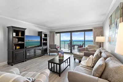 Image de 402 Huntington By The Sea - devant le golfe! Piscine communautaire! Service de plage gratuit!