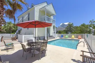 Image de Poisson citron - Crystal Beach! Piscine privée! Près des magasins et des restaurants! Réservez dès aujourd'hui