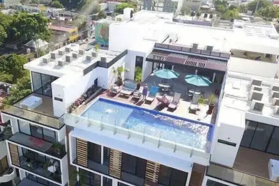 Image de Suite Ultra Luxe 2br! ! Conception Exceptionnelle, 5 Min À Pied 2 Plages Dans Le Centre-Ville