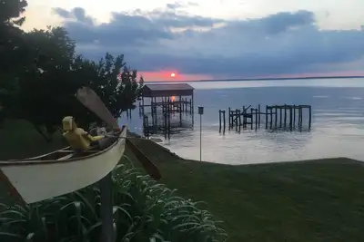 Image de Waterfront Home avec Pier sur la plage d'Albemarle