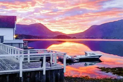 Image de Maison de vacances pour 9 a GURSKØY-By Traum