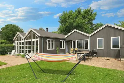Image de Maison de vacances pour 6 a Nysted-By Traum