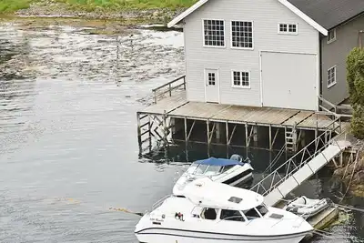 Image de Maison de vacances pour 8 a Lesund