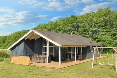 Image de Maison de vacances pour 12 a Storvorde-By Traum