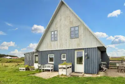Image de Maison de vacances pour 6 a Harboøre-By Traum
