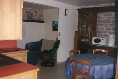 Image de Gîte mitoyen dans longère bretonne typique et ancienne