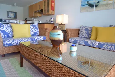 Image de Sea Glass Poolside - Spacieux duplex de 2 chambres au coeur de St Lawrence G
