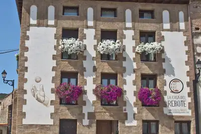 Image de La Maison Du Rebond. Étude Txara: 135 lit cuisine salle de bain et salle de séjour.