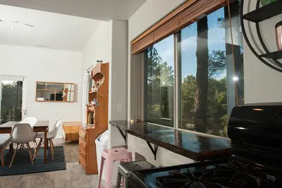 Image de The Bright et Boho Toho-Tel