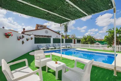 Image de Finca Jose María y Beatriz de Cubo / piscine privée / Ac / wifi gratuit