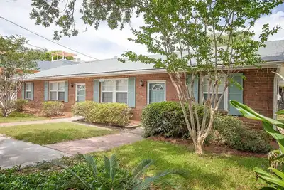 Image de Réglage de la latitude: 5 Br / 2 Ba à Tybee Island, pour 14 personnes