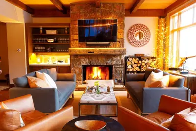 Image de 5 chambres / 5. 5 Bath Ski-in Ski-out Lodge sur Granite Ridge