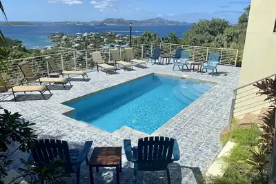 Image de Nouveaux tarifs réduits pour novembre ** Suite Villa Amerigo * Cruz Bay ** à pied du centre-ville *