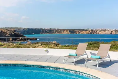 Image de Villa Pilar - vue sur la mer en première ligne, piscine, A / C