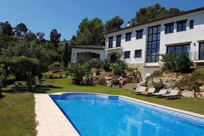 Image de Spacieuse Villa, Golf Costa Brava, View, , Grandes terrasse, Piscine 6x12m
