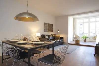 Image de The Central Place I - Deux Chambres Appartement, Couchages 2