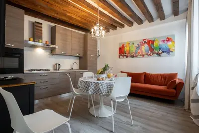 Image de Bel appartement de super-équipé à un jet de pierre du théâtre La Fenice