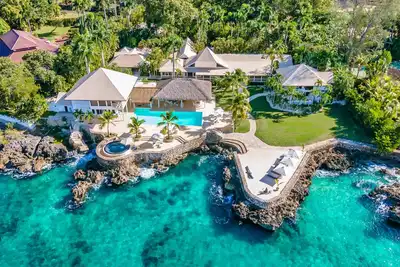 Image de Luxury Ocean Front Estate dans le terrain de jeu des célébrités de la Casa de Campo