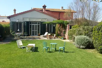 Image de Offre SPÉCIALE! ! ! Cottage avec grand jardin près de la mer et des thermes - Capalbio