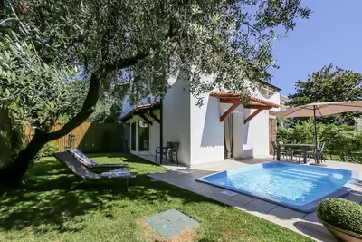 Image de Belle villa exclusive à 50 mètres du lac
