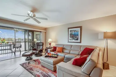 Image de Un trésor de Bayside - Vues exceptionnelles au bord de l'eau! !