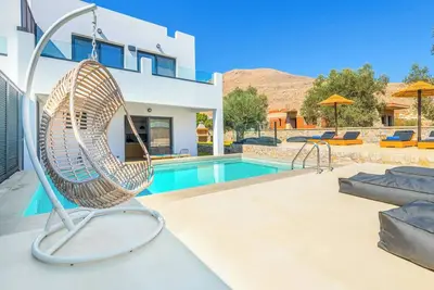 Image de Lambis Harmonia - Belle villa moderne très bien située, Wi-Fi et climatisation inclus
