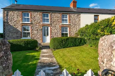 Image de West End Cottage - Trois Chambres Maison, Couchages 5
