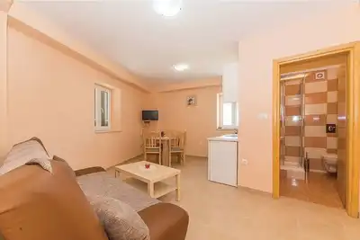 Image de Appartements Old grandfather's house (41581-A3) - Banj