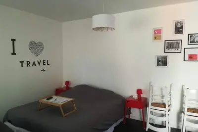 Image de Studio indépendant avec jardin, proche cathédrale de Reims