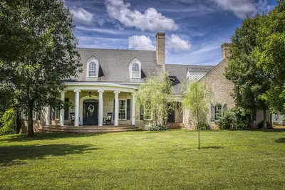 Image de La maison Blanche; situé au pied de la vallée de Shenandoah.