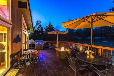 Image de Yosemite Pines Lodge, Grand Lodge luxueux, une merveilleuse retraite en famille!