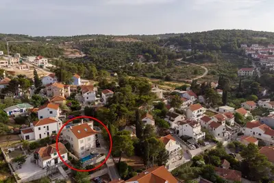 Image de Appartement de deux chambres avec air conditionné Sutivan, Brac (A-15665-b)