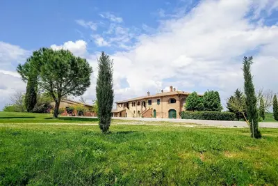 Ferme panoramique dans les collines toscanes. Wifi gratuit
