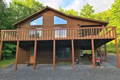 Image de Adk Log Cabin - Pour les amoureux de la nature et du vin. Près de Lrh Winery, Lg et Saratoga.