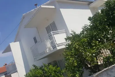 Image de Garçonnière avec le balcon et la vue sur le mer Hvar (As-15378-a)