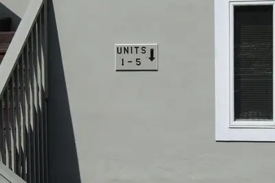 Image de 1 chambre Skyleaf Condo.