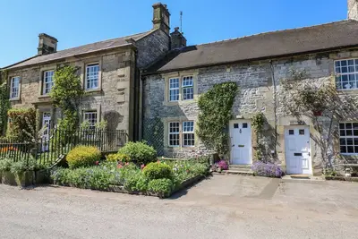 Image de Ivy Cottage, pet friendly, avec feu ouvert à Hartington, Ref 954499
