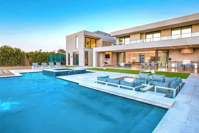 Image de Nouvelle construction! Villa luxueuse avec des équipements incroyables! Près de la vieille ville de Scottsdale!