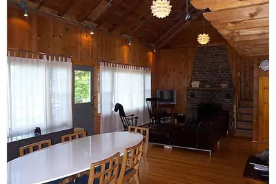 Image de Lakefront Cottage - Incroyable lieu de vacances d'été