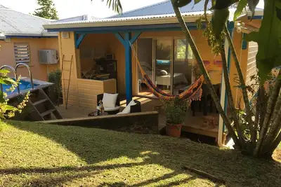Image de Bungalow climatisé et sécurisé (piscine privative) tour en bateau