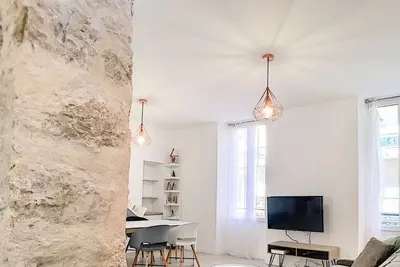 Image de N&J - House Of Cards - Central - Très proche mer