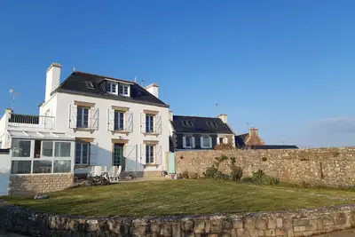 Image de Pointe du Raz Primelin. Idéal vacances en famille. 4 chambres vue mer plein sud.
