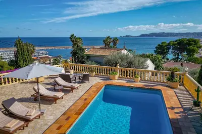 Image de Villa merveilleuse et de luxe à Javea, Costa Blanca, Espagne avec piscine privée pour 4 personnes