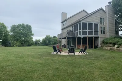 Image de 4bd, Hot Tub, Salle De Jeux, Foyer, En Train De La Piscine